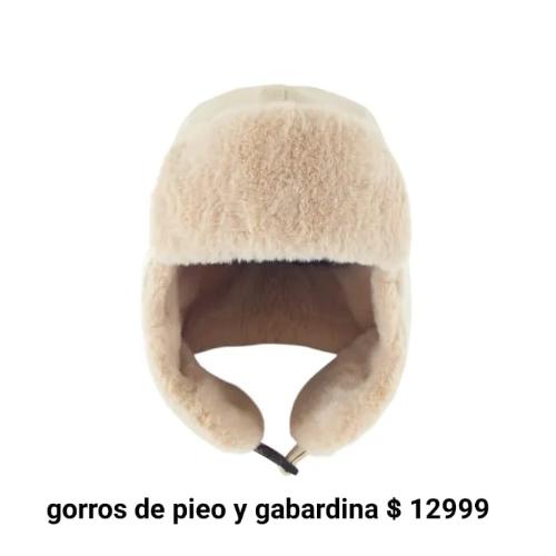 Gorros de Pieo y Gabardina