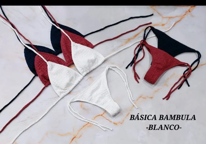 Bikini por Docena