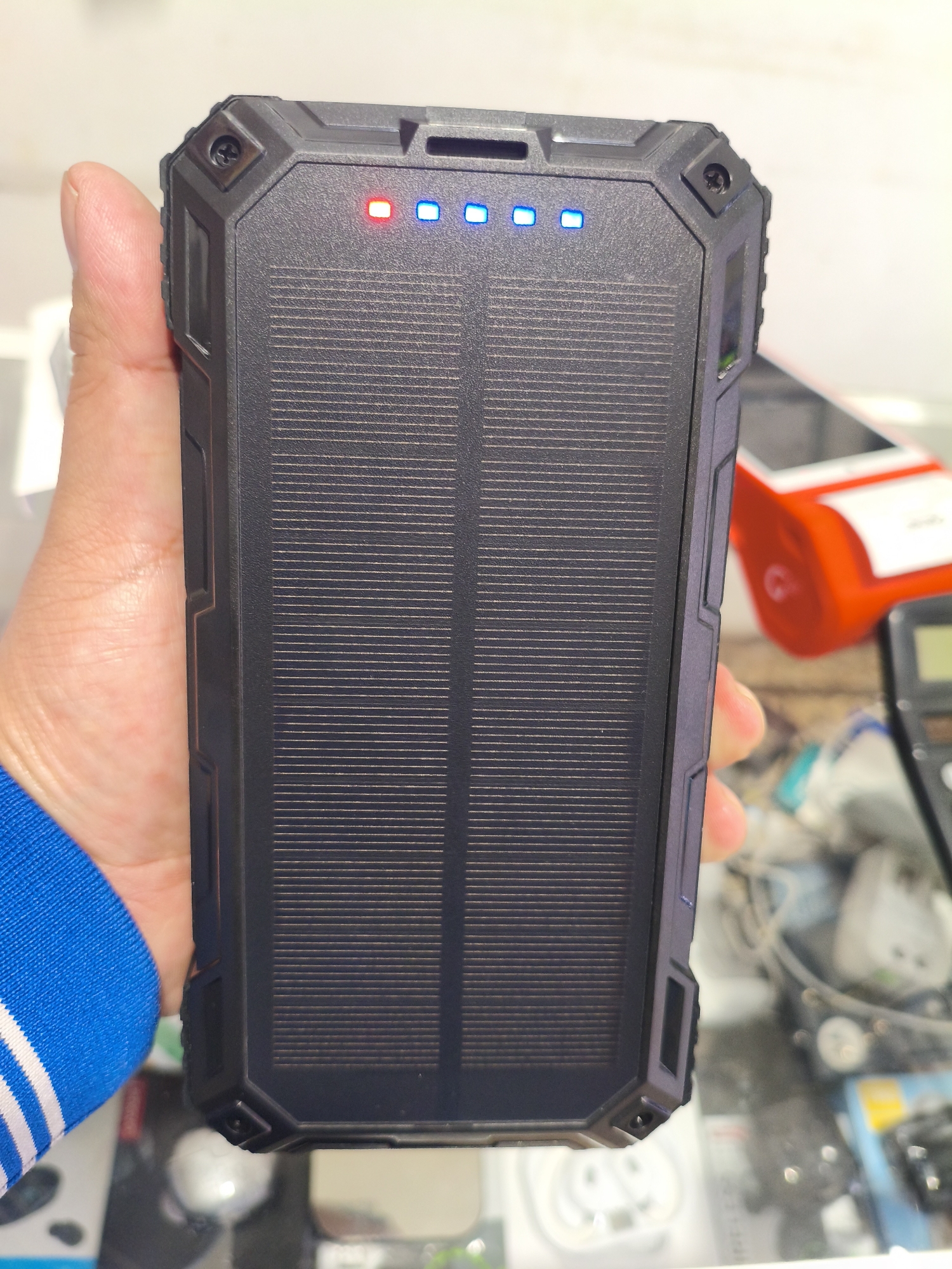 Powerbank Sanci Solar 40.000 Mah Carga Rápida y Carga Inalámbrica - Imagen 3