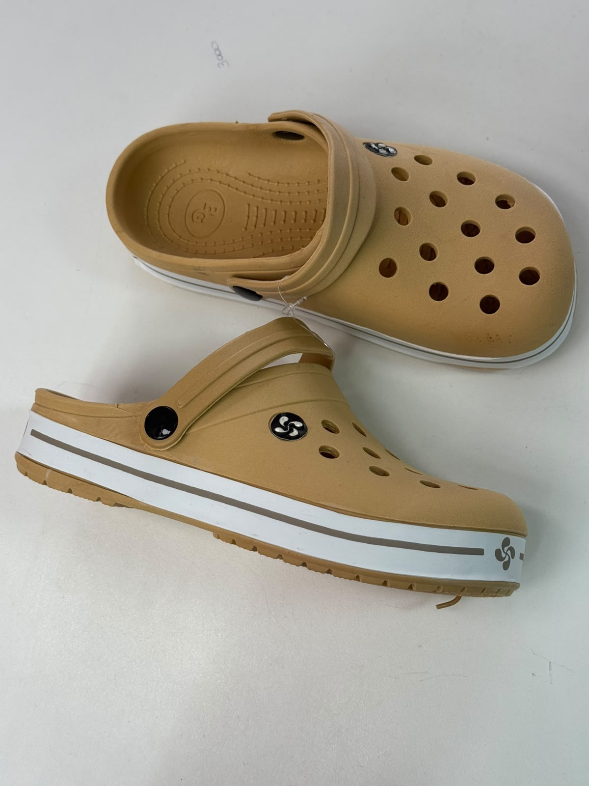 Zuecos Ojotas Estilo Crocs - WhatsApp%20Image%202026-07-22%20at%2010.36.43.jpeg