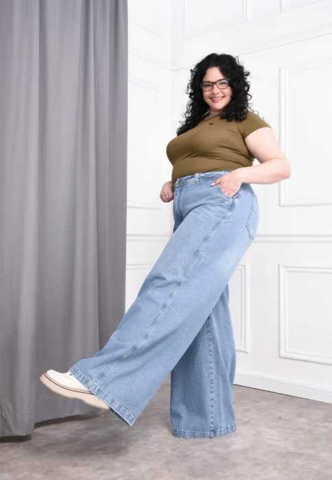 Palazo Jeans con Bigote Rígido