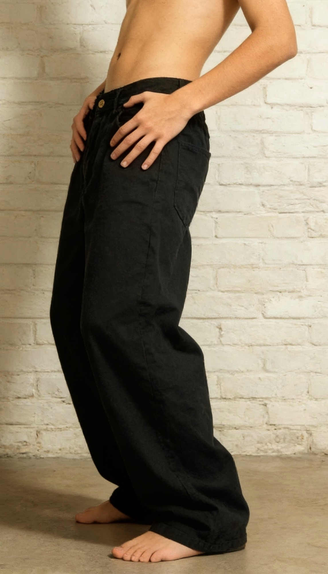 Pantalón Bagui Negro Liso - Imagen 2
