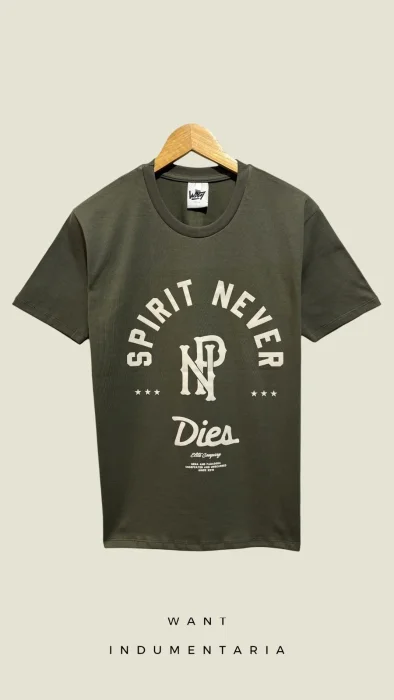 Remeras Corte Regular Estampadas