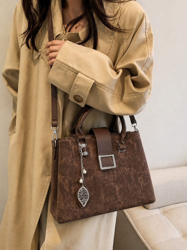 Cartera Gamuza