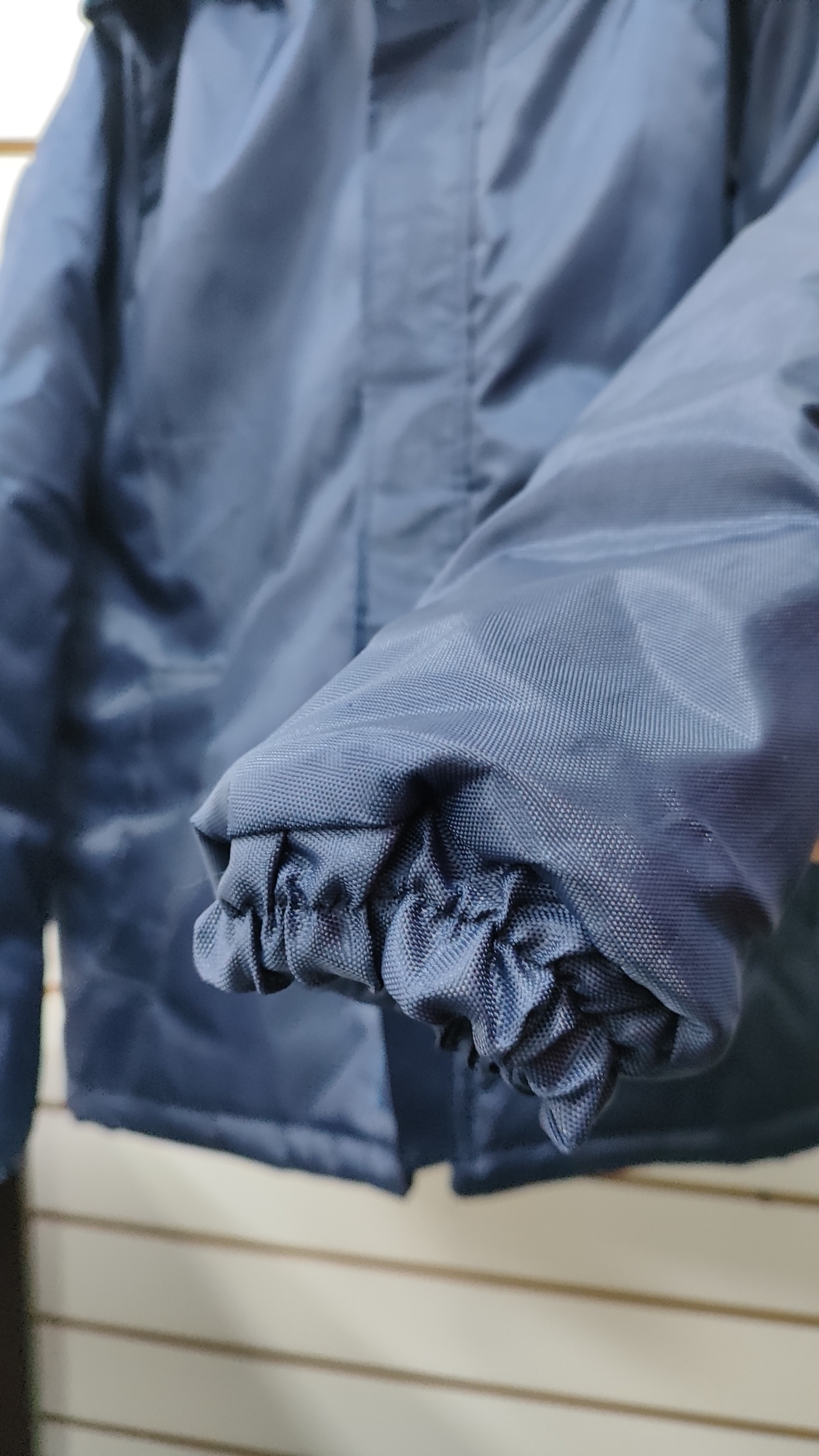 Campera de Trabajo Inflada . Impermeable - Imagen 3