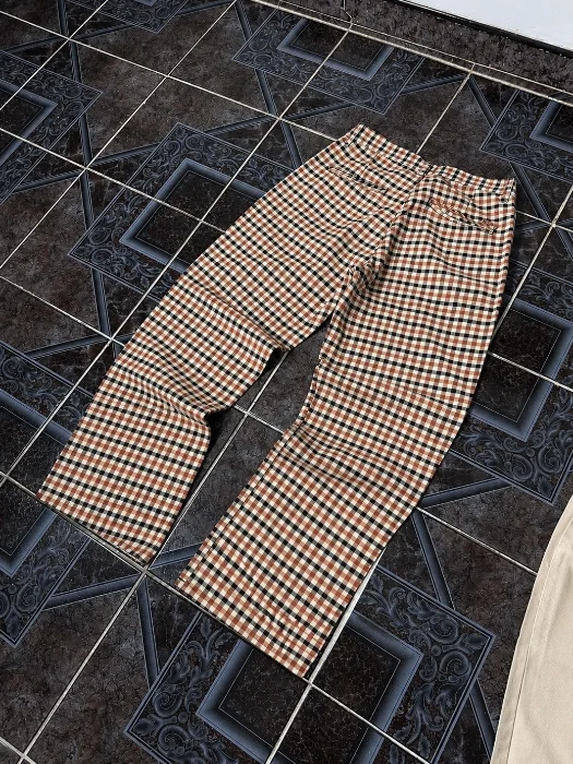 Pantalón Sastrero Recto Mom Cuadrille Ladrillo