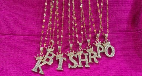 Cadena con Dije de Inicial con Stras