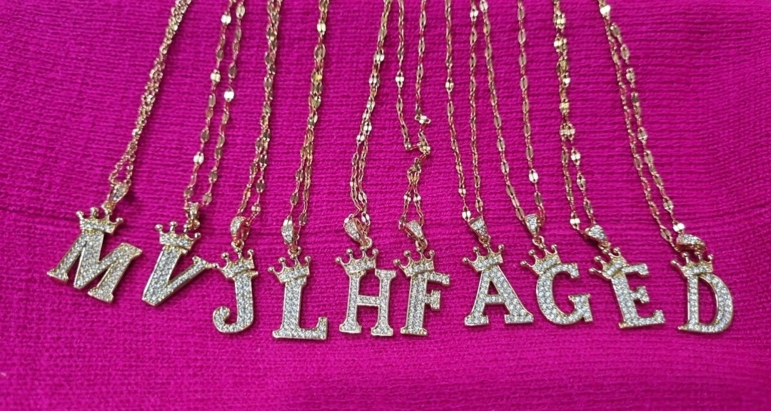 Cadena con Dije de Inicial con Stras - Imagen 2