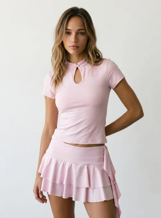 # 212 Remera Cuelo Maho con Boton