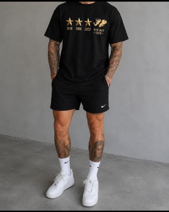 Remera Tres Estrellas Malvinas Algodón Peinado - Imagen 1