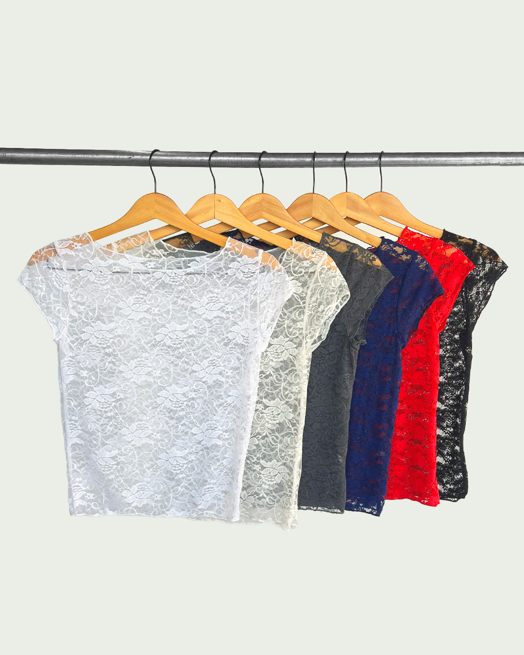 Top Encaje Mangas Cortas - Top_Encaje_Mangas%20Cortas_perchero.png