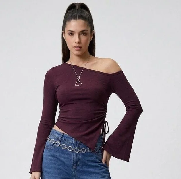Camiseta Asimétrica