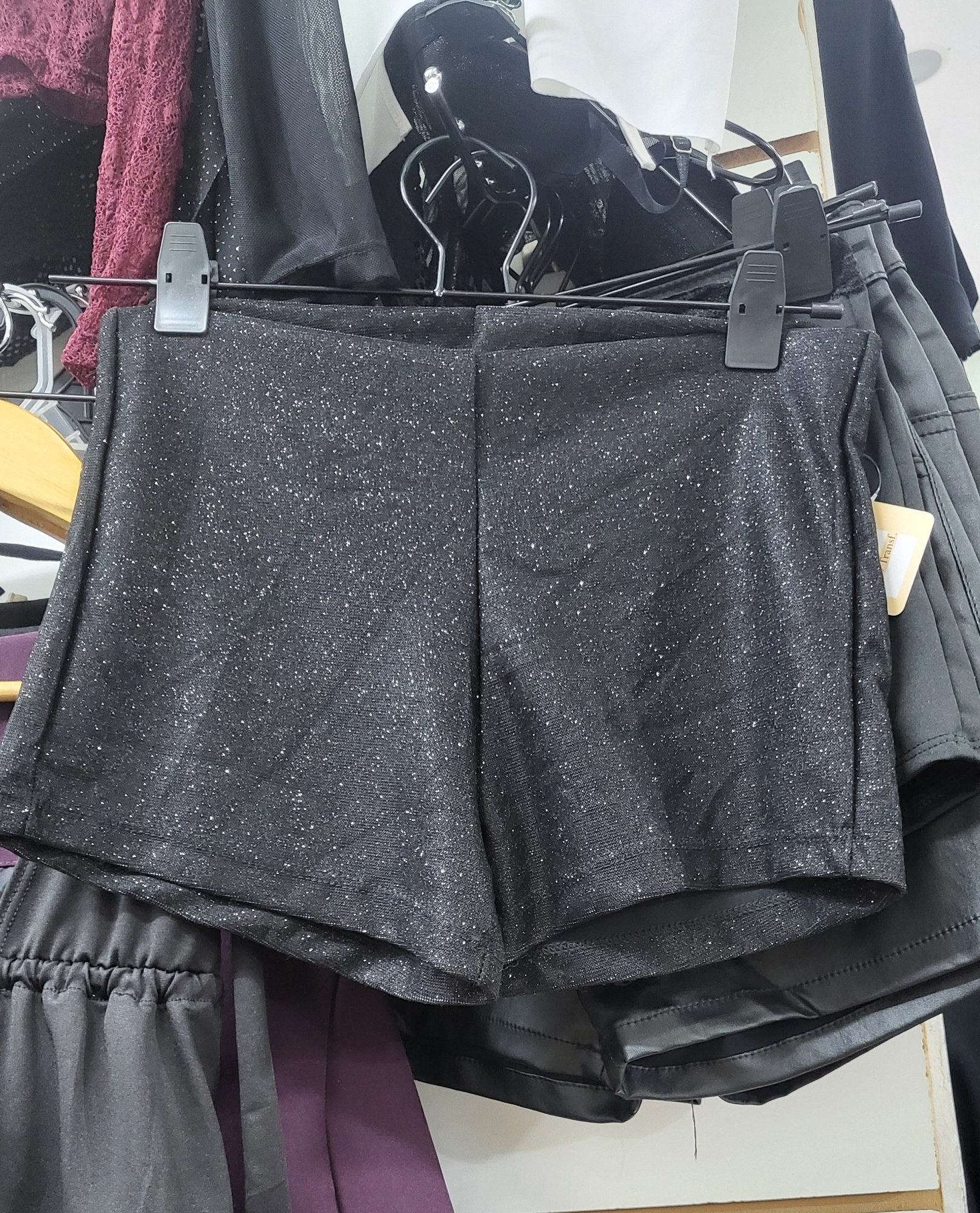 Short de Vizcosa con Brillo - Imagen 2