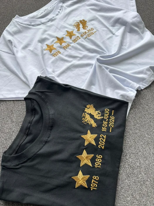 Remera Over Malvina Bordada
