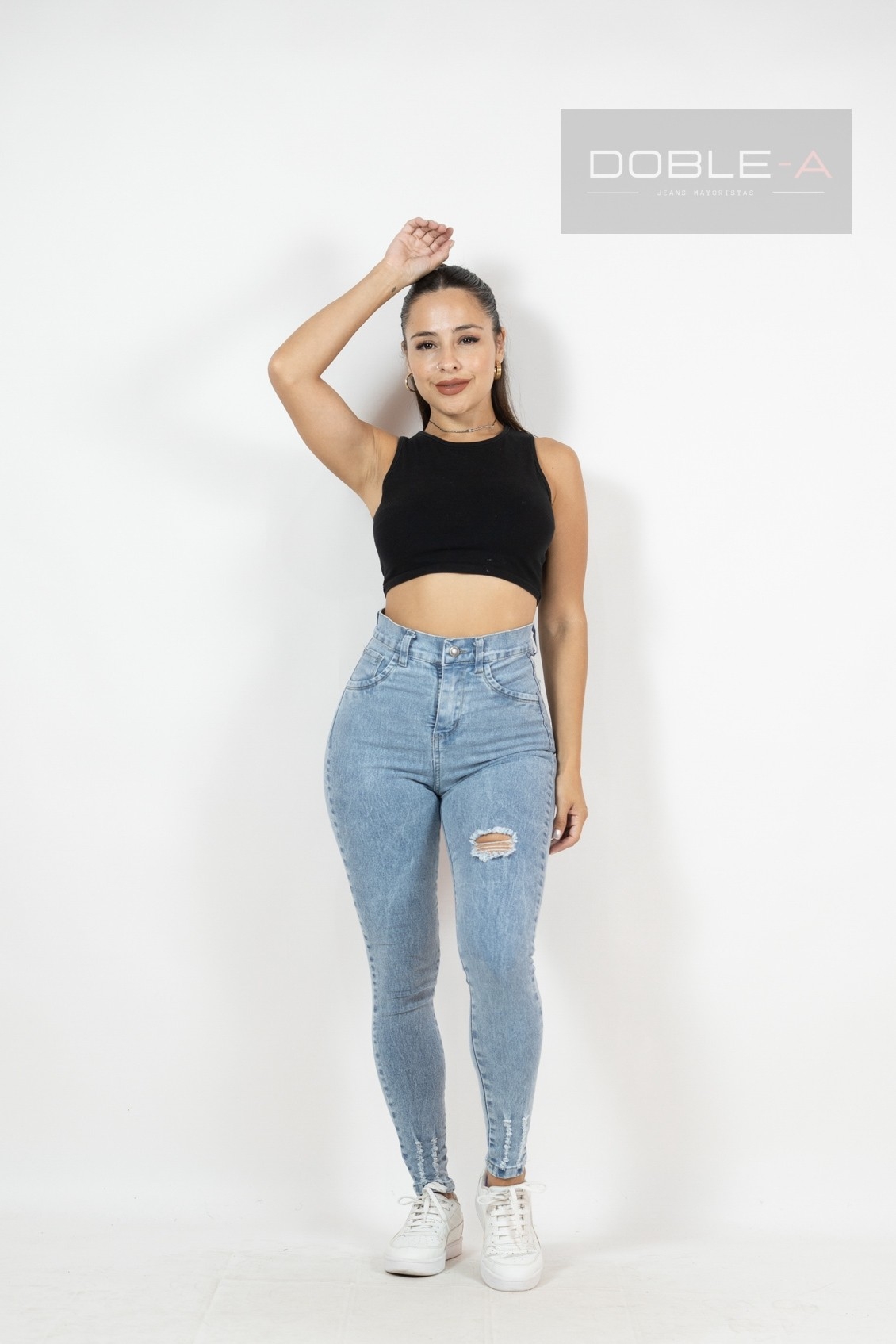 Pantalón Nevado Celeste con Rotura - Imagen 3