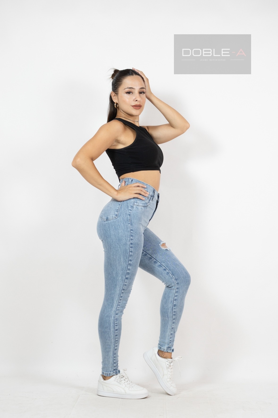 Pantalón Nevado Celeste con Rotura - Imagen 4