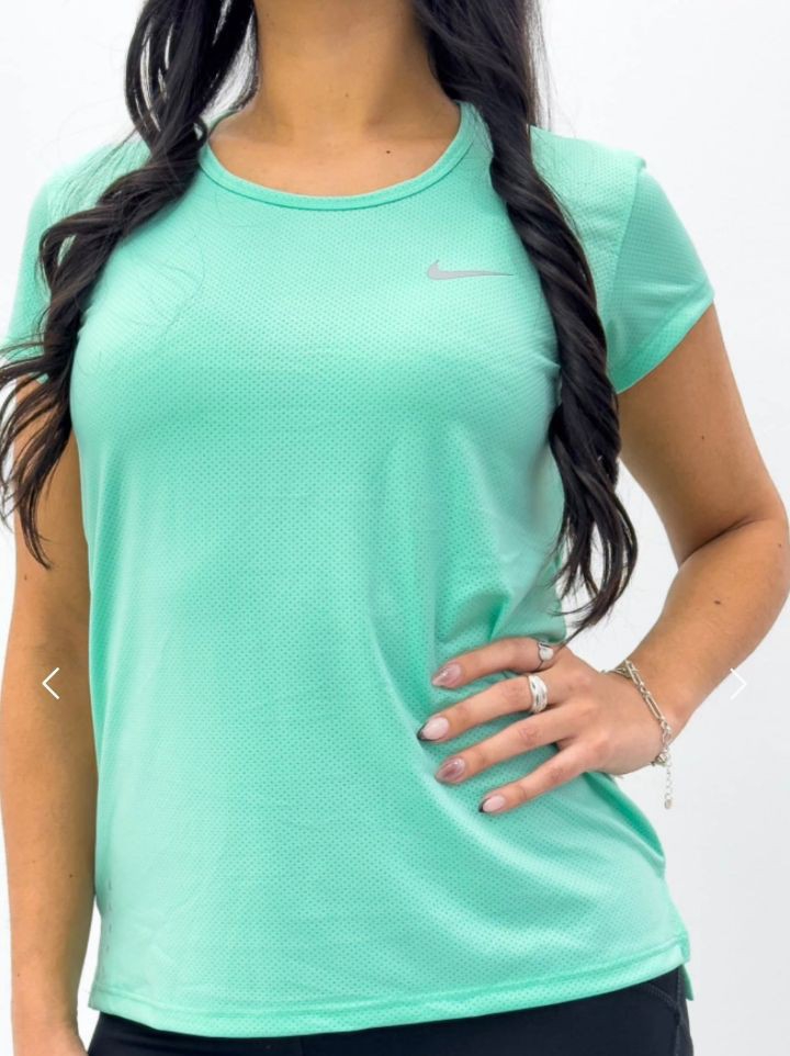 Remera Dri-fit Nike y Adidas - Imagen 2