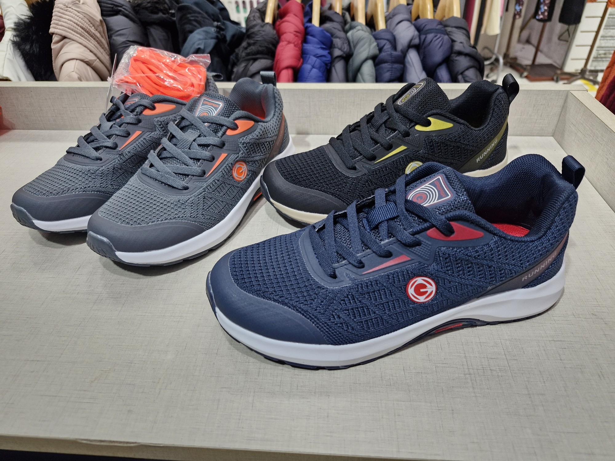 Zapatillas Deportivas Importadas - Imagen 2