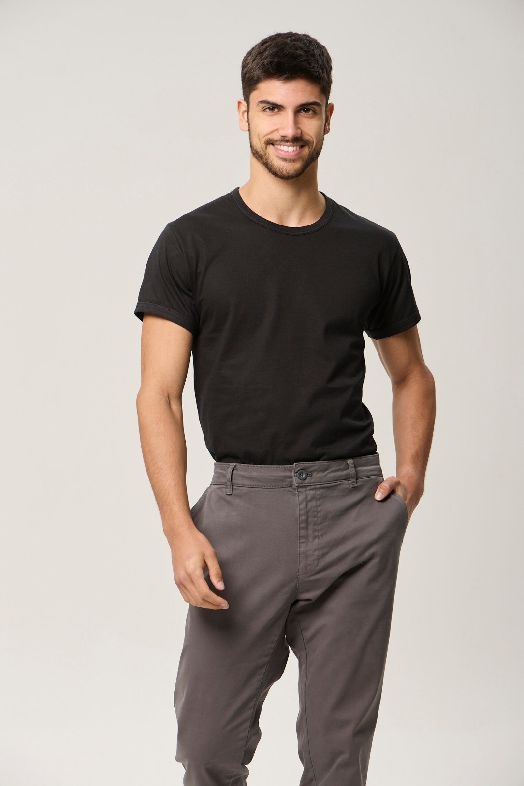 Remera Tres Ases Lisa Cuello Redondo - Imagen 4