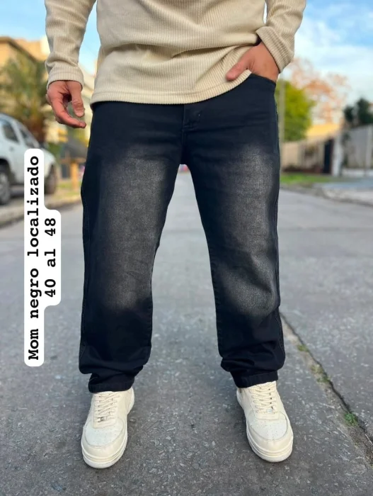 Jean Mom Negro Localizado