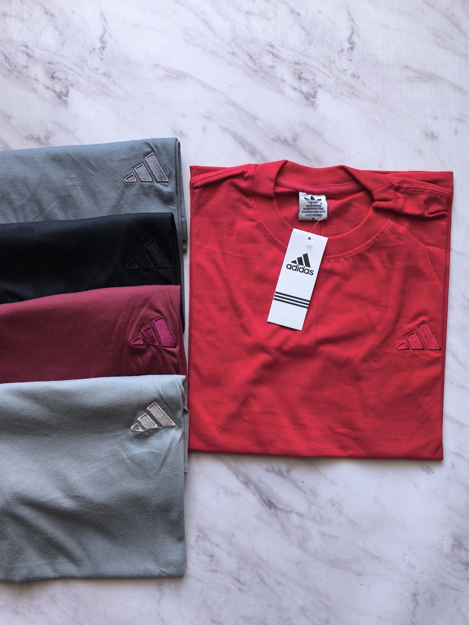 Remera de Algodon Logo Bordado - Imagen 5