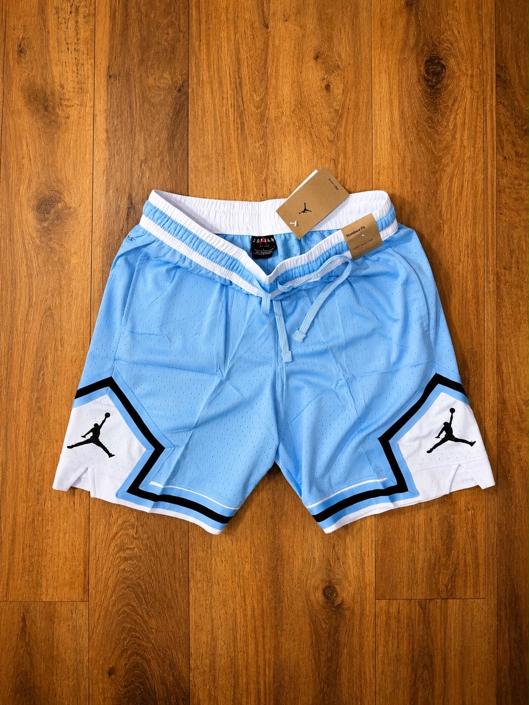 Short Jordan Diamond G5 Premium Importado - 57dad296-3a3d-4661-98c7-522dceebabca.jpeg