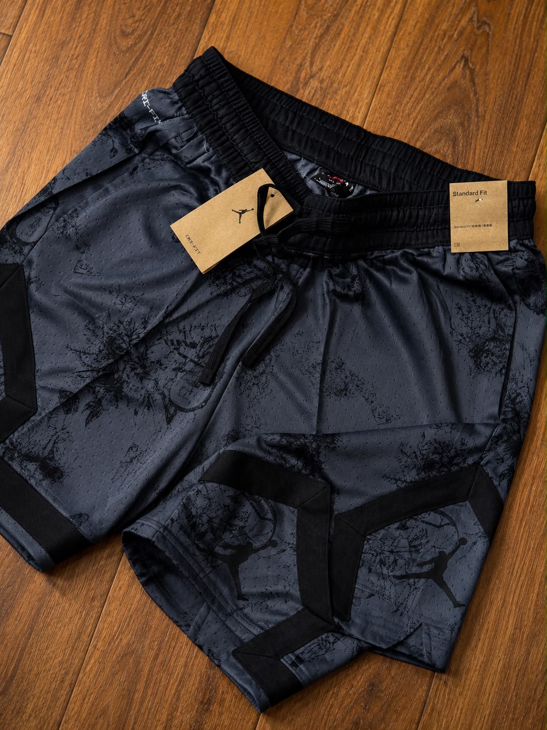 Short Jordan Diamond G5 Premium Importado - 3f9d257c-0f10-459a-bcc8-c43ca9f8cffb.jpeg