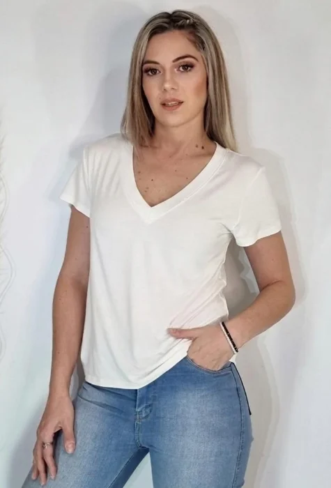 Remera Cuello V Modal Viscosa