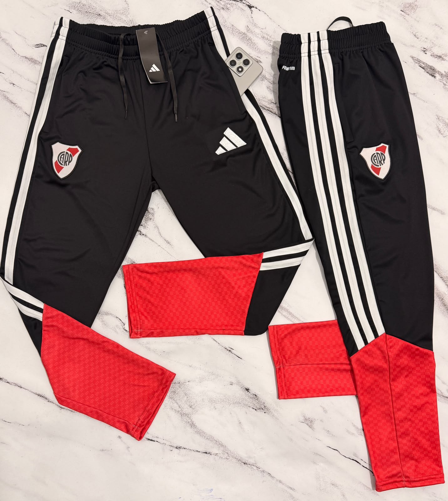 Pantalón Deportivo River Plate , Temporada 26/27. - Imagen 2