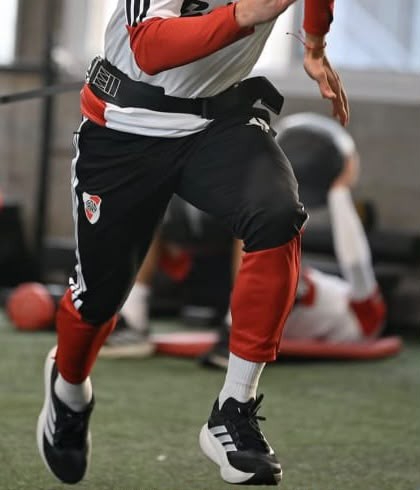 Pantalón Deportivo River Plate , Temporada 26/27. - Imagen 3