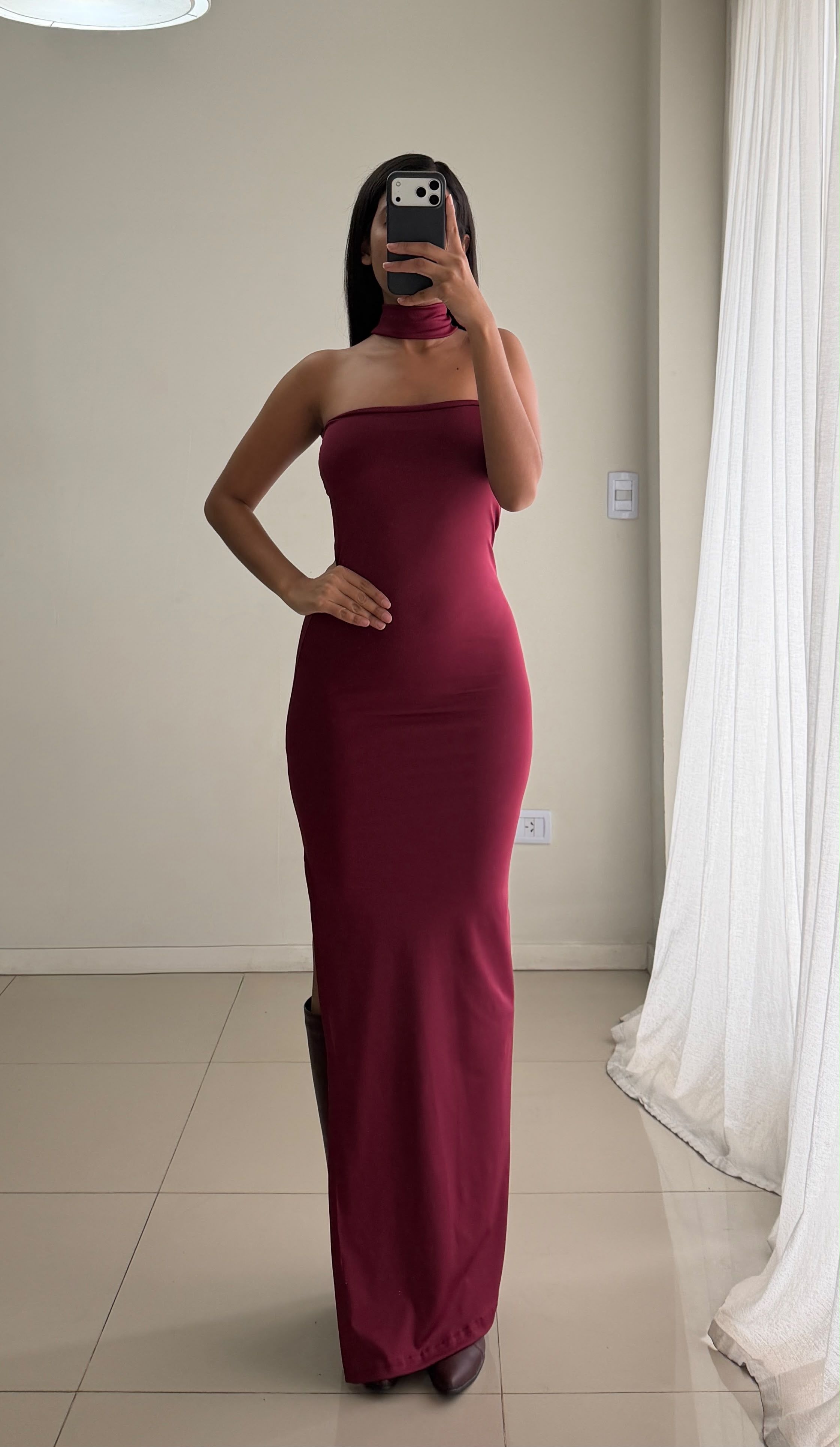Vestido Largo Estraple - 9a65240e-52e9-47d9-b092-dcd27130a4f2.jpeg