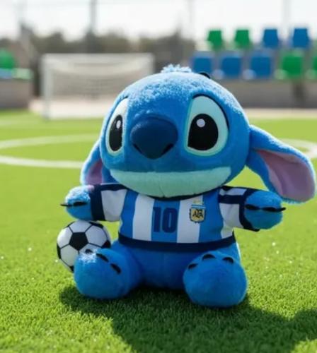 Peluche con Manda de Stitch