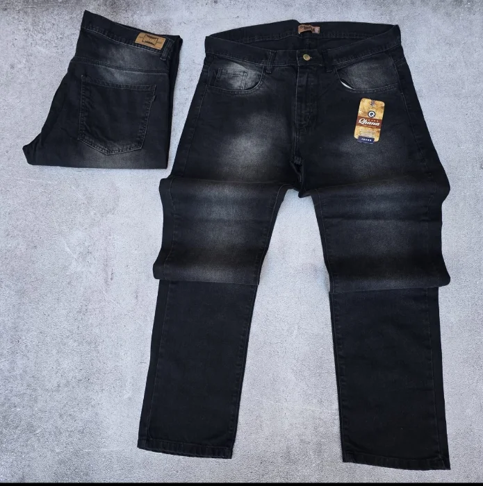 Pantalón Mom Recto de Hombre Negro Localizado