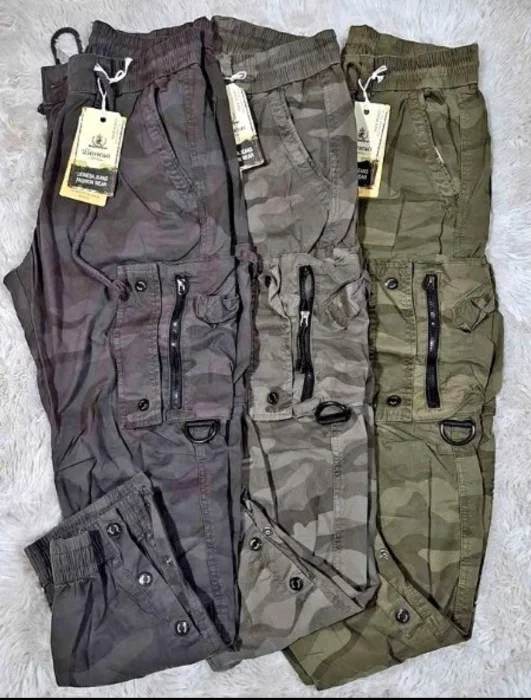Jogger Importado Camuflado con Botones