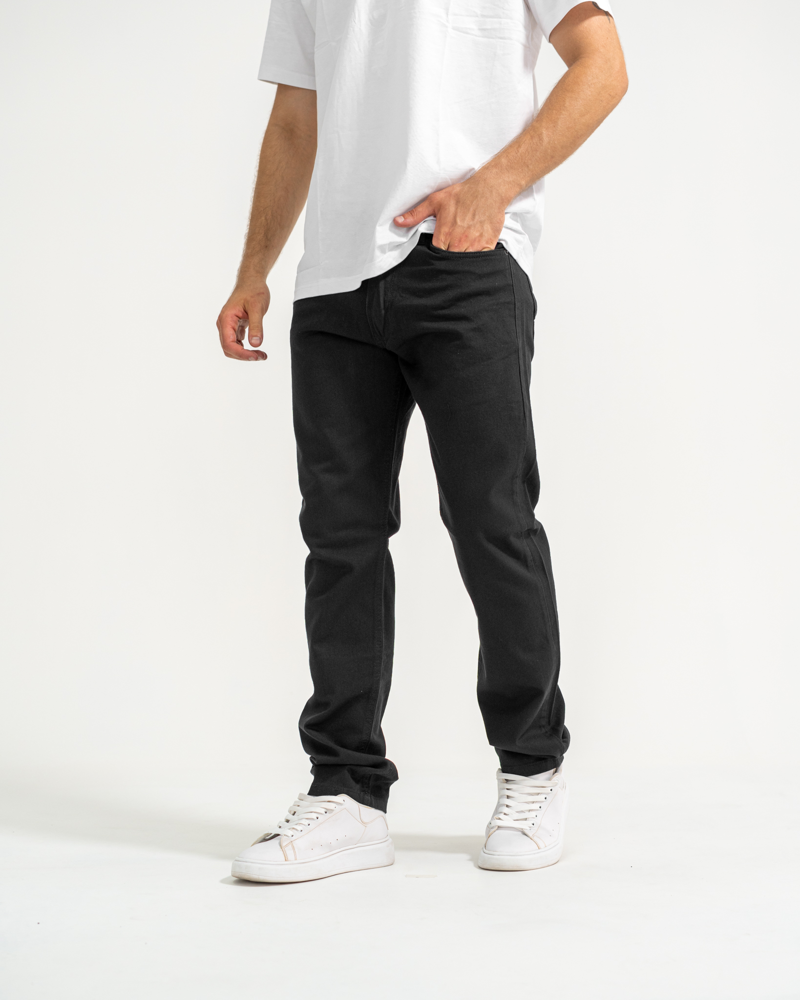 Pant. Hombre Recto Rígido Negro - DSC00822.jpg