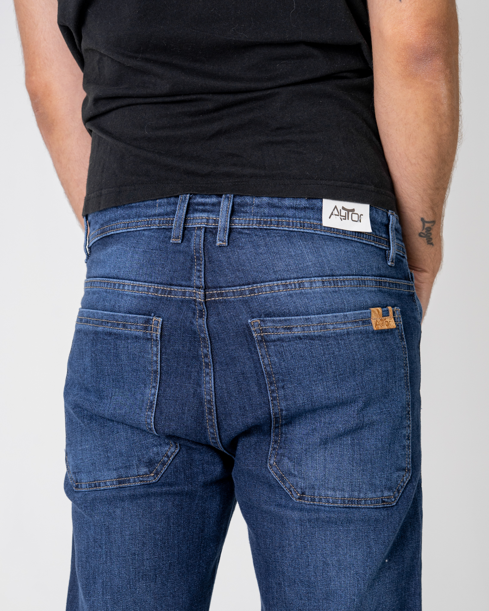 Pant. Hombre Flare Elastizado Azul Jean - DSC08853.jpg