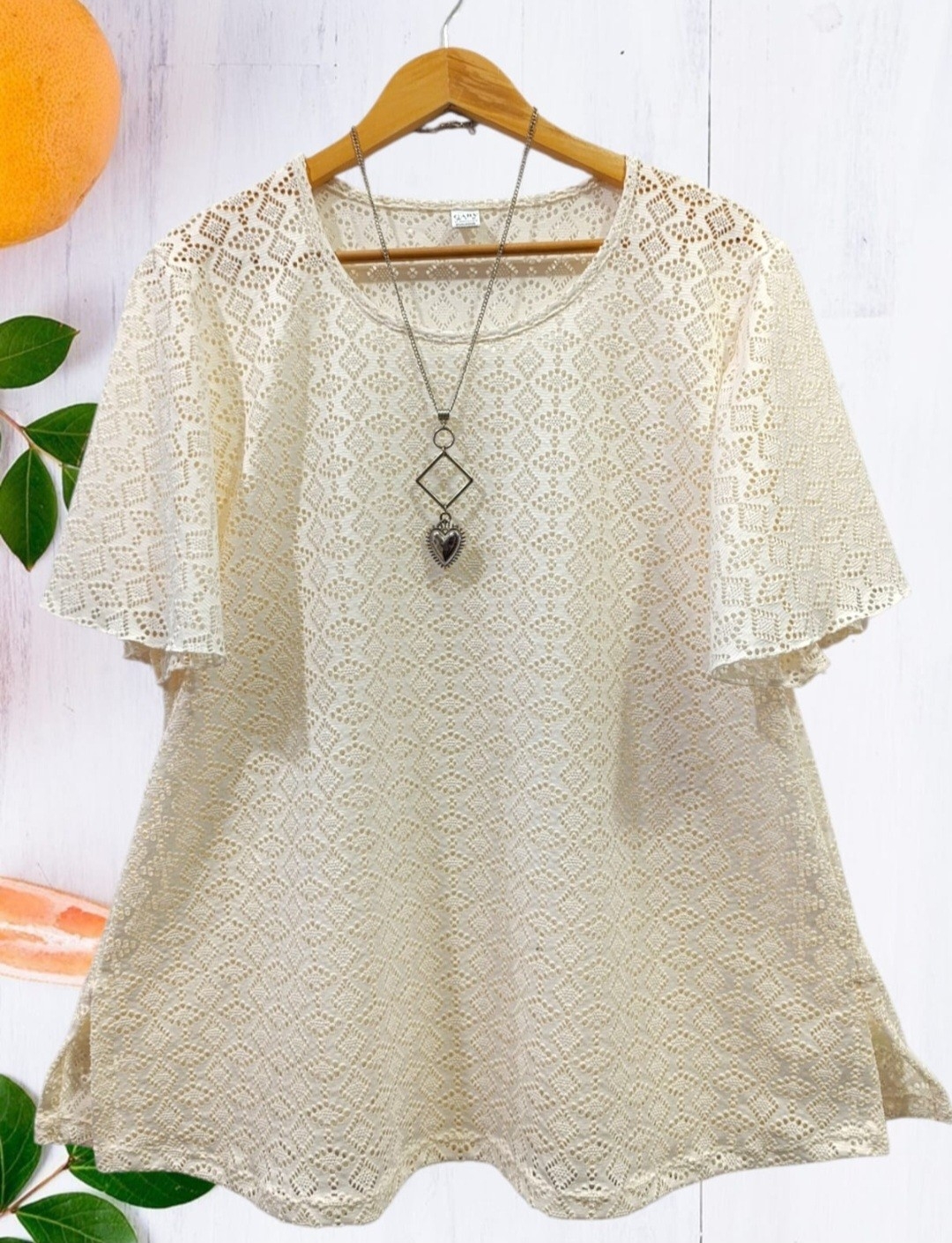 Remera Brodery Talles Grandes del 6 al 10 por Pedido - Imagen 2