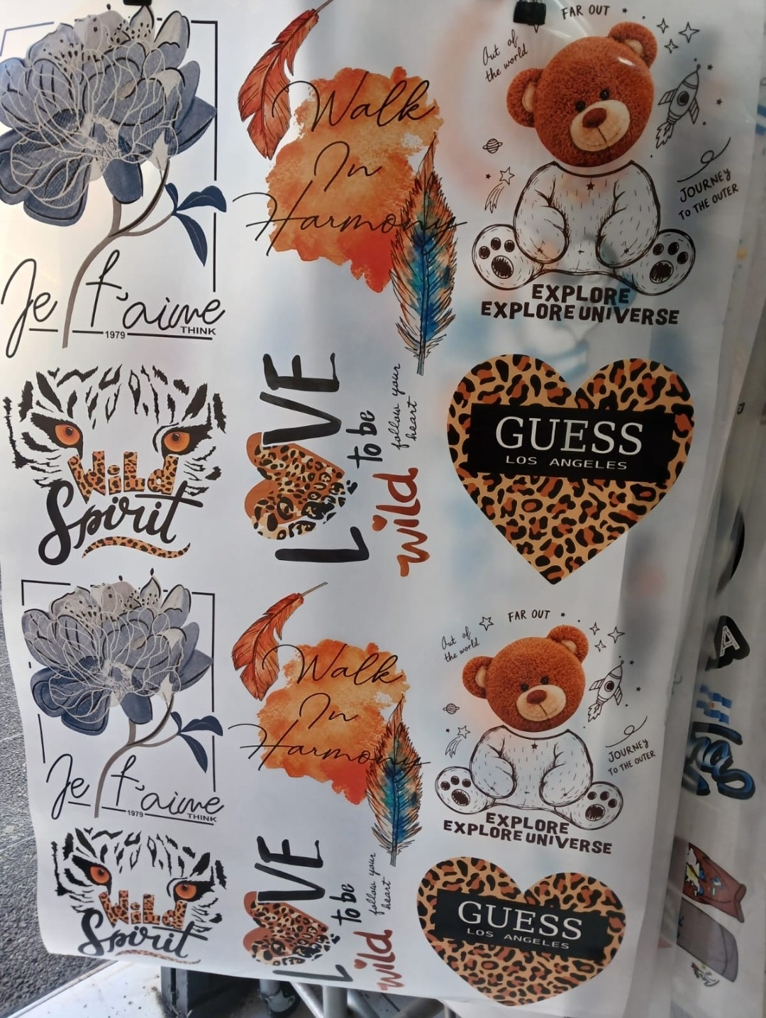 Remera Nena Corazón Flores de Algodón - Imagen 3