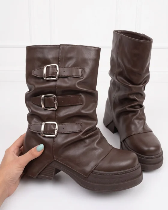 Botas con Hebillas Chocolate