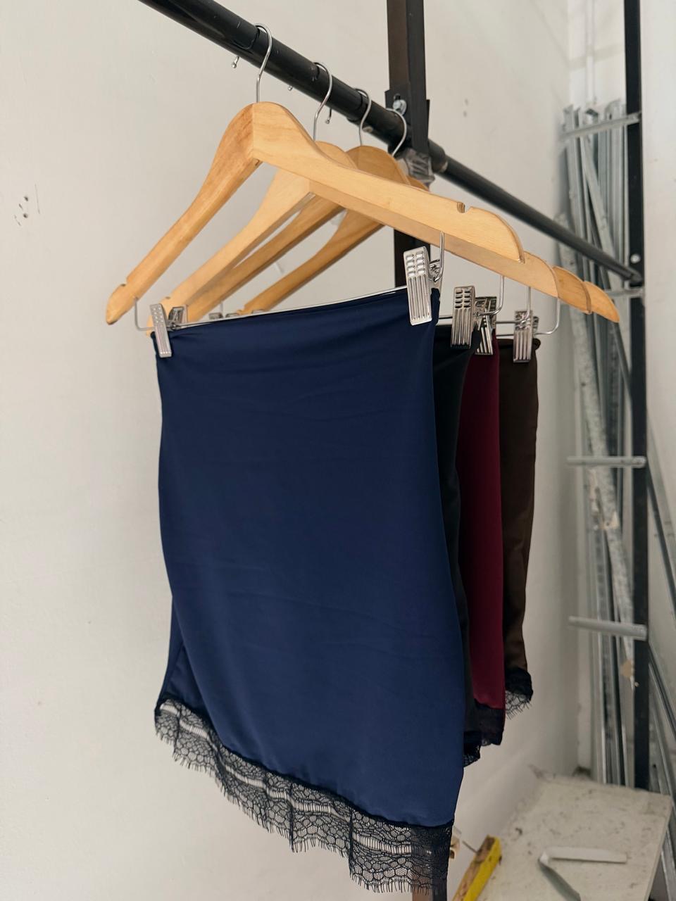 Remera Estraples Curvi - 496b85a7-6897-41e2-aaf5-495610703c3f.jpeg
