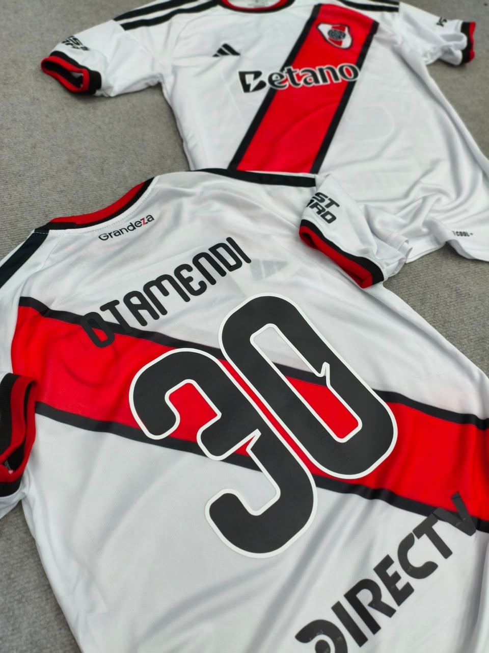Nueva Camiseta de River 2026/27 - Imagen 3