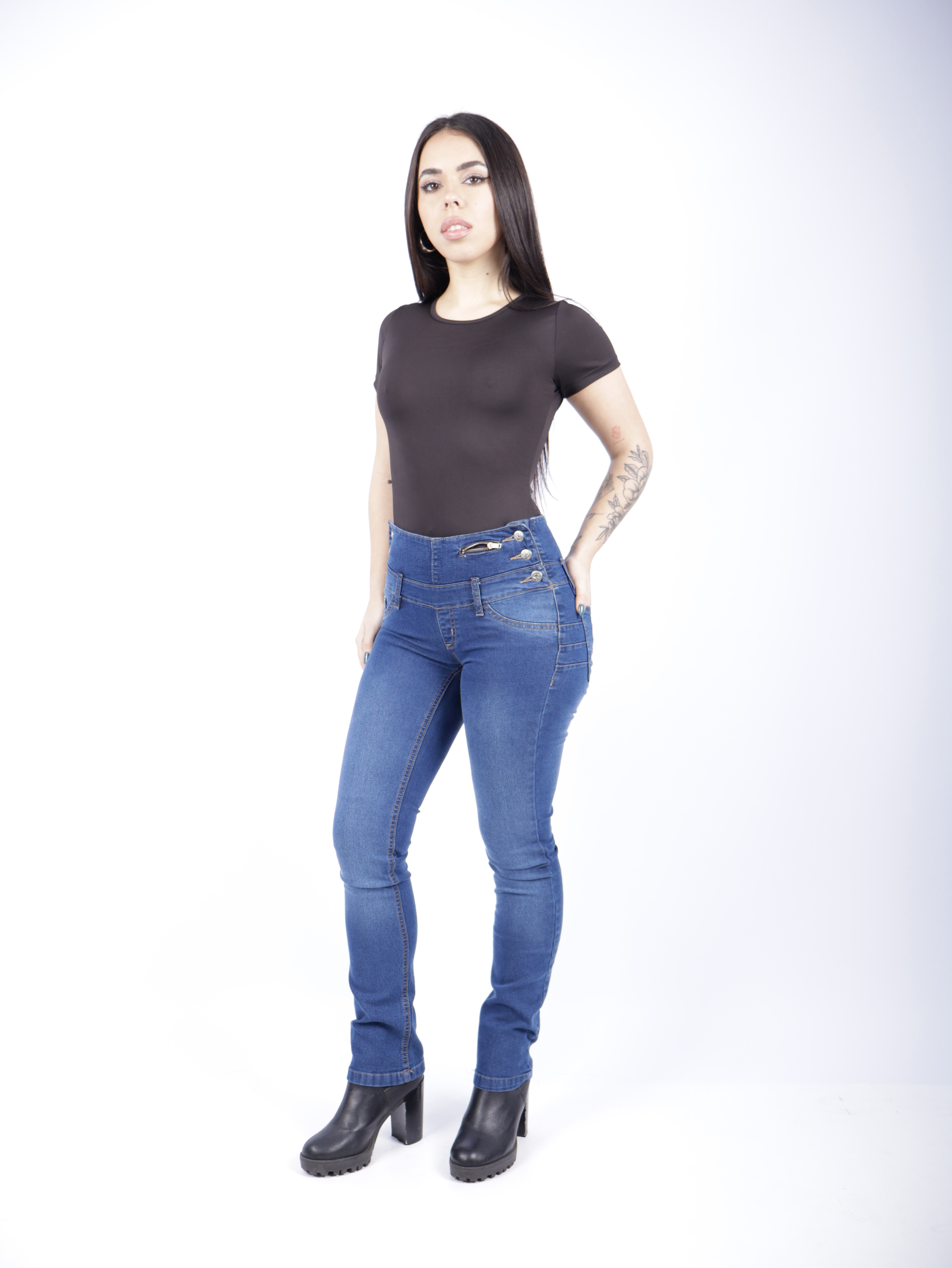 Recto con Faja Azul Localizado - 3.JPG