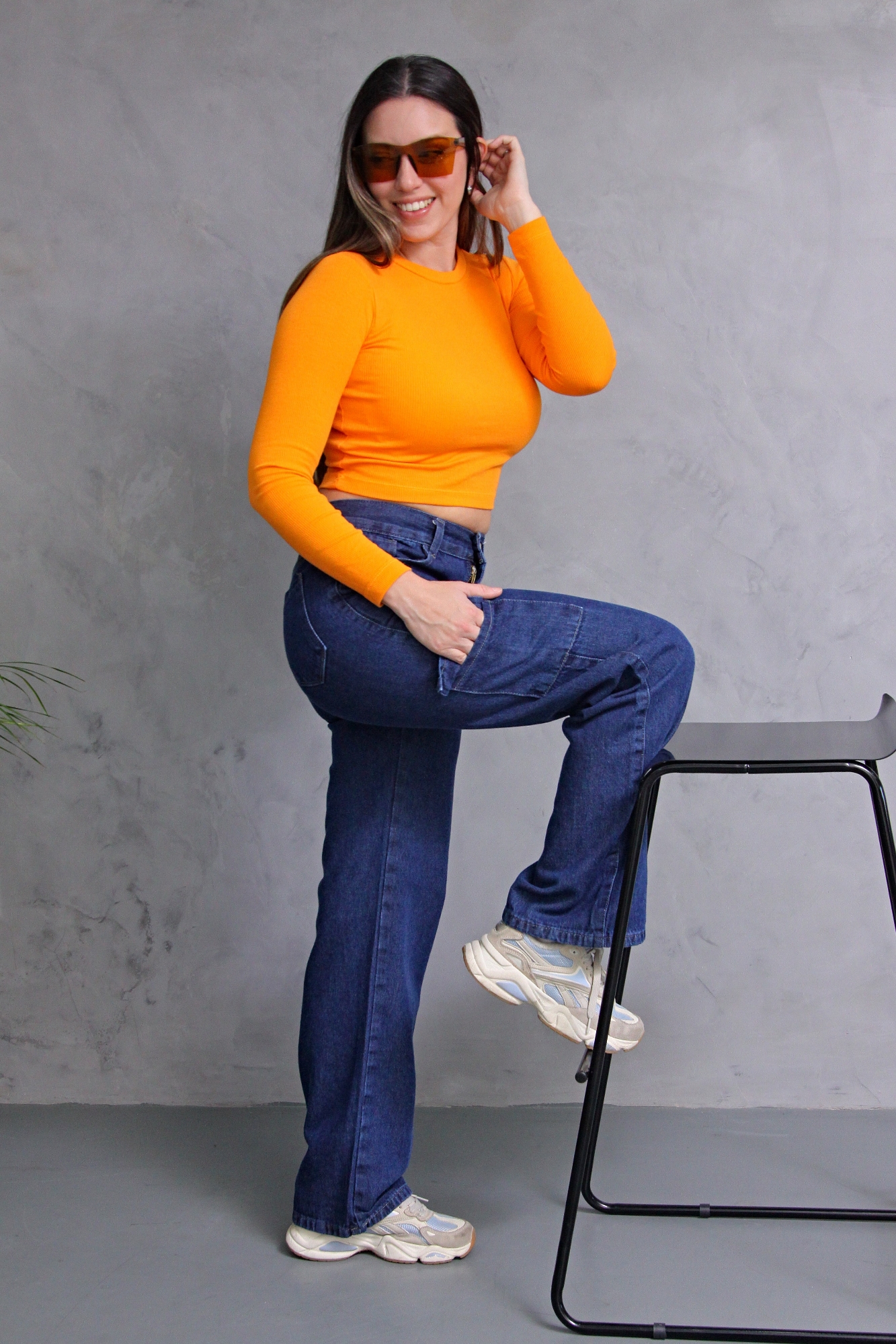 Wide Leg Cargo Azul Stone con Bolsillo Delantero - Imagen 2