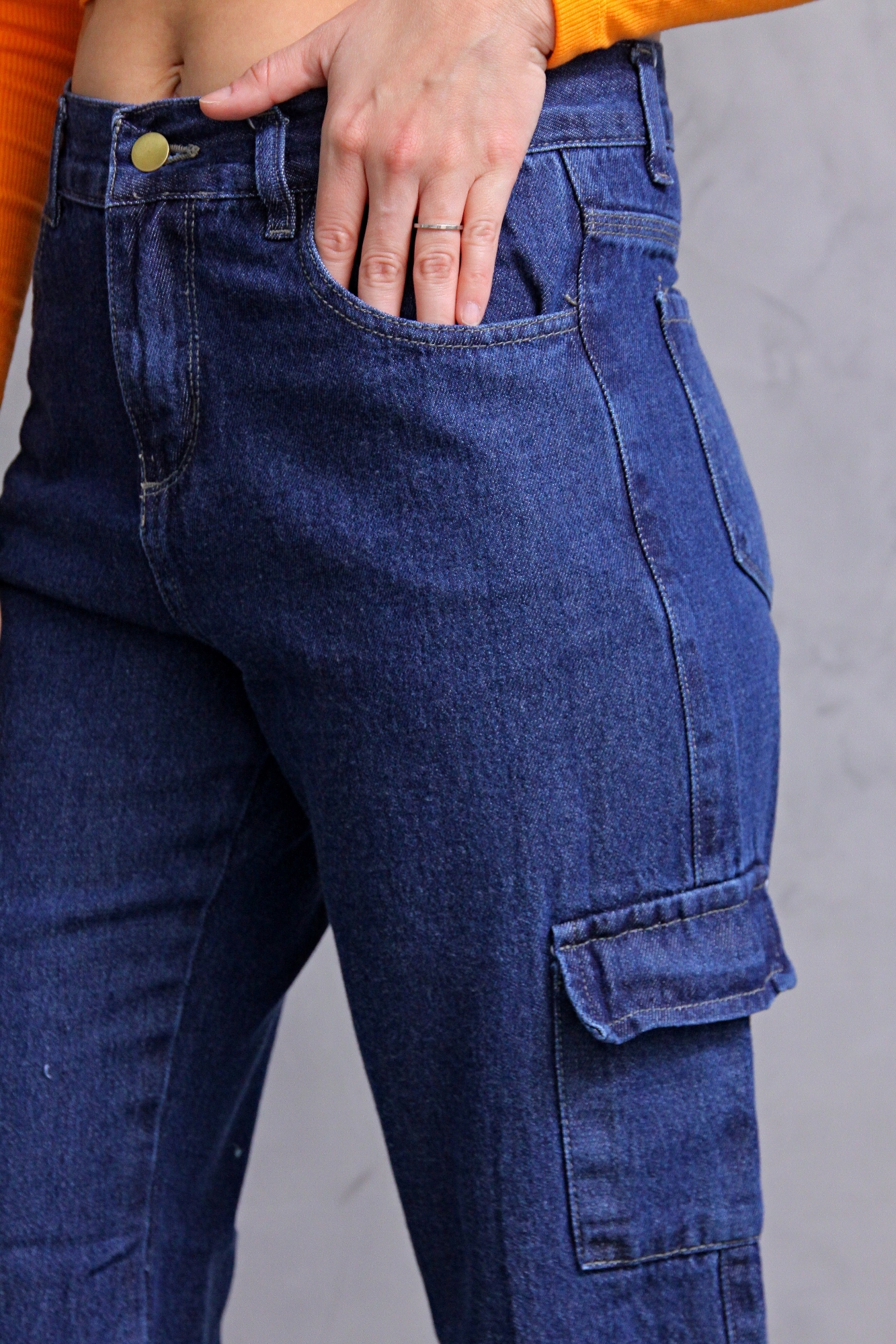 Wide Leg Cargo Azul Stone con Bolsillo Delantero - Imagen 4