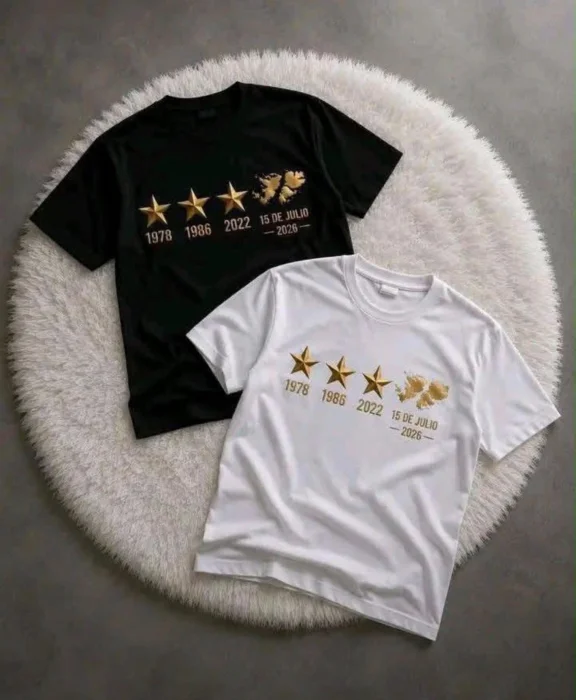 Remera Tres Estrellas