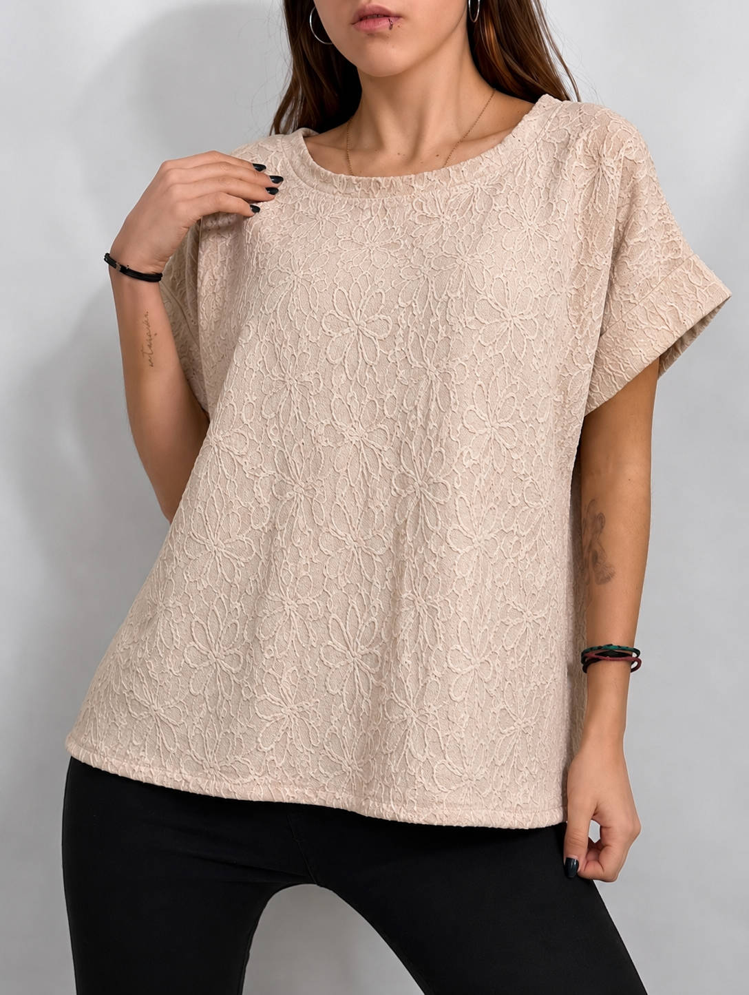 Remera de Broderie - 205ECF72-7514-42F3-A6D4-29407B193F9F.png