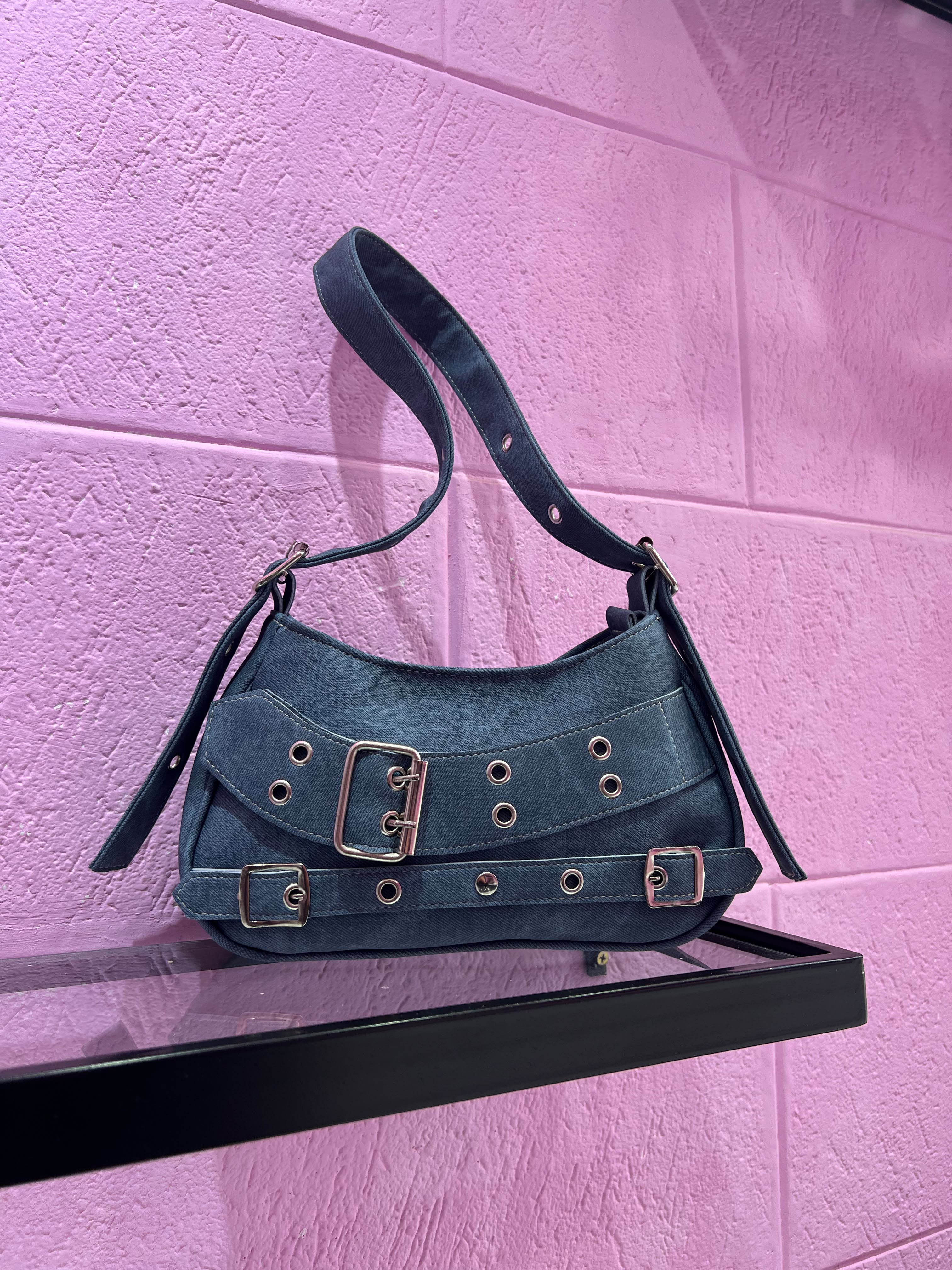 Cartera Mini Bag Baguette - 9b25a285-92ef-426b-acda-dae7c484aeb7.jpeg