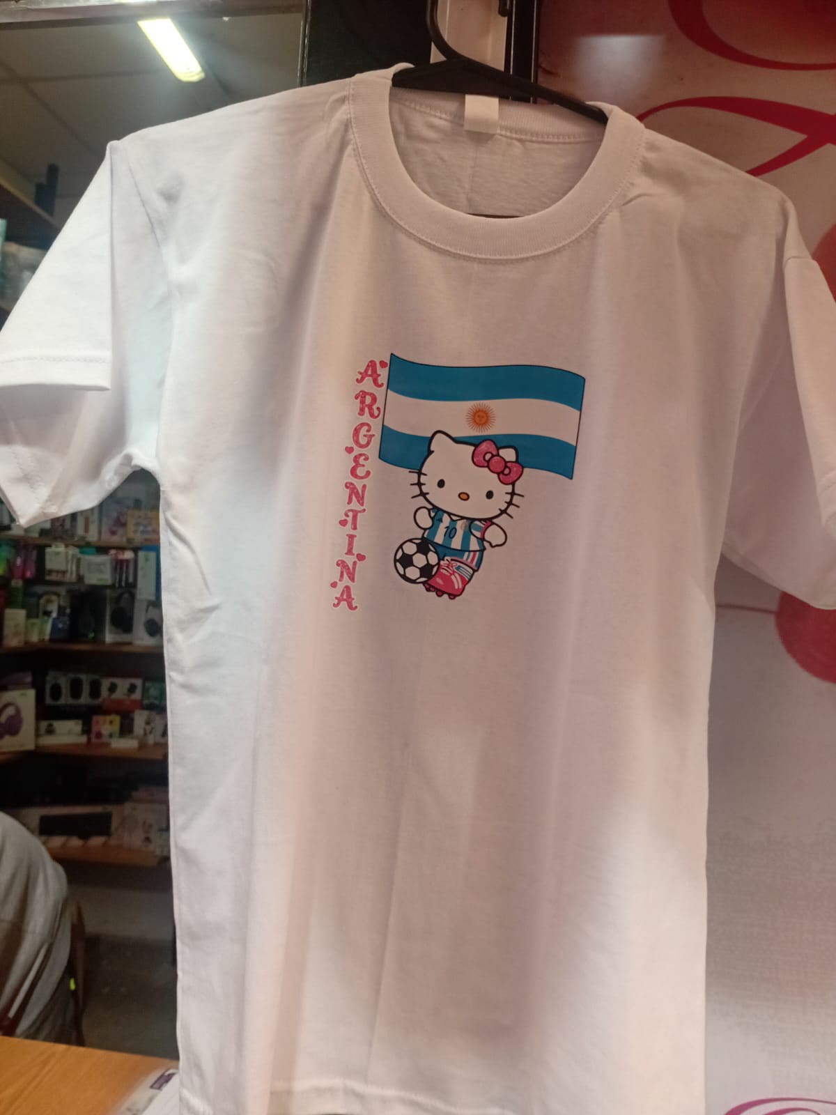 Remeras Estampadas Hello Kitty - Imagen 3