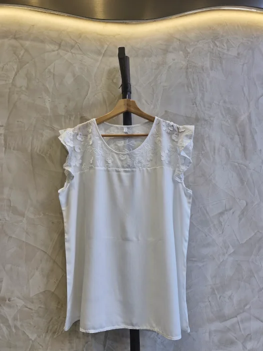 Brodery sin Manga C/ Volado