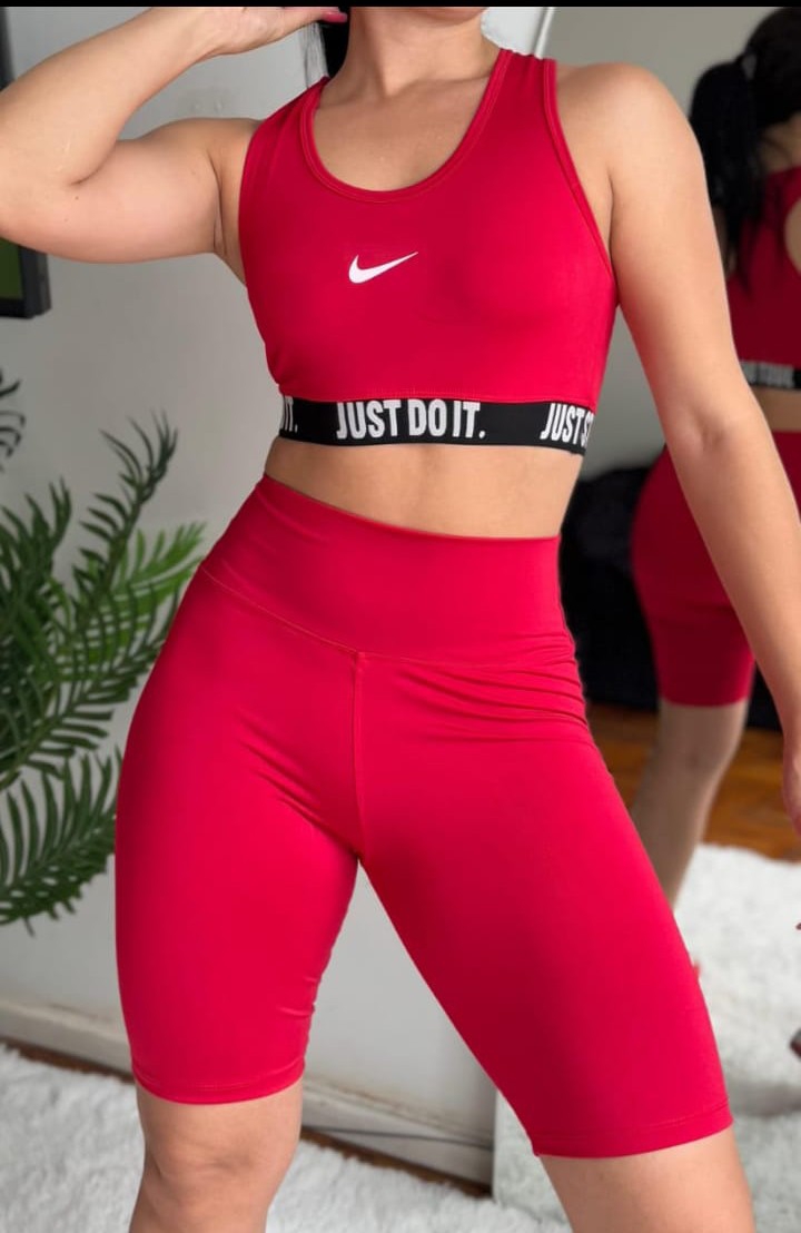 Conjunto de Dama de Laycra - Imagen 5